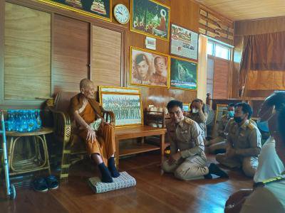 ทอดกฐินช่วยเหลือผู้ประสบเหตุวาตภัย บ้านปอแดง หมู่ 4