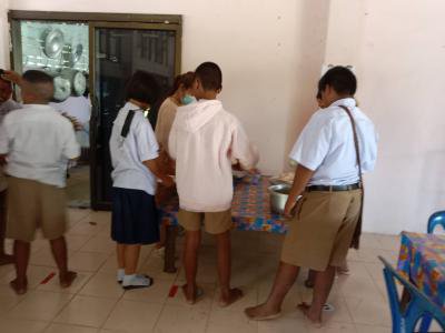 คณะกรรมการชุดที่ 4 ตรวจโครงการอาหารกลางวัน ศพด.อบต.ภูหลวง (บ้านหลุมเงิน) และโรงเรียนบ้านหลุมเงิน