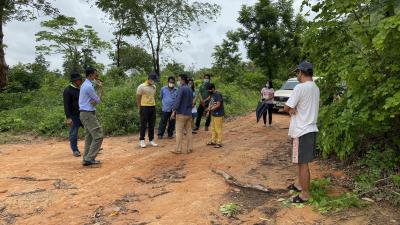 ตรวจสอบทางสาธารณะประโยชน์ฯ  บ้านหลุมเงิน  หมู่ที่ 5 