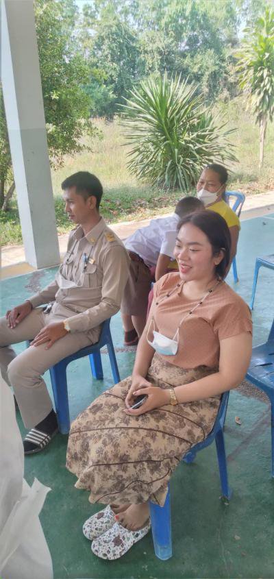 ตรวจ ATK  คณะครู นักเรียนโรงเรียนบ้านหลุมเงิน