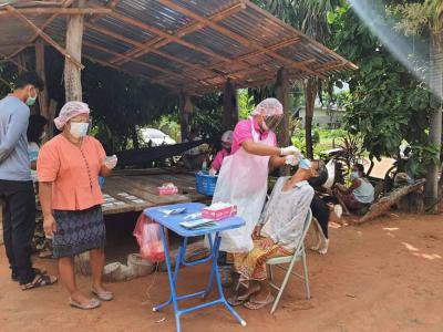 ตรวจโควิด-19  กลุ่มเสี่ยงบ้านหนองนกเขียน