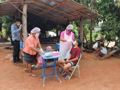 ตรวจโควิด-19  กลุ่มเสี่ยงบ้านหนองนกเขียน