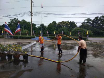 ทำความสะอาดพื้นที่ อบต.ภูหลวง เพื่อเตรียมรับสมัครเลือกตั้งฯ