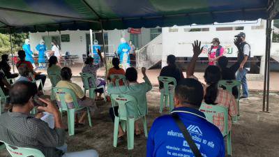 อบต.ภูหลวงร่วมสนับสนุนตรวจคัดกรองกลุ่มเสี่ยงฯ