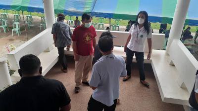อบต.ภูหลวงร่วมสนับสนุนตรวจคัดกรองกลุ่มเสี่ยงฯ