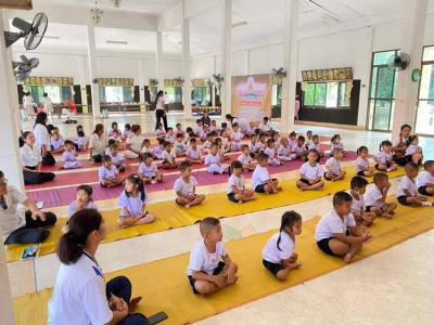 โครงการเข้าค่ายพุทธบุตร (เยาวชนคนดีศรีภูหลวง)