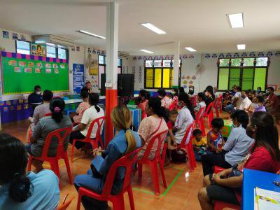ประชุมผู้ปกครอง ศพด.ร.ร.บ้านหนองนกเขียนฯ