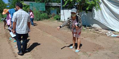 ปลูกผักสวนครัว ตามโครงการสนับสนุนขับเคลื่อนหมู่บ้านตามหลักปรัชญาเศรษฐกิจพอเพียงฯ