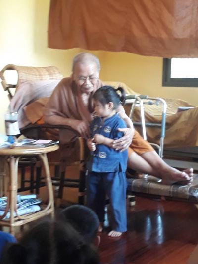 ศูนย์เด็กฯ ทำบุญวันมาฆบูชา