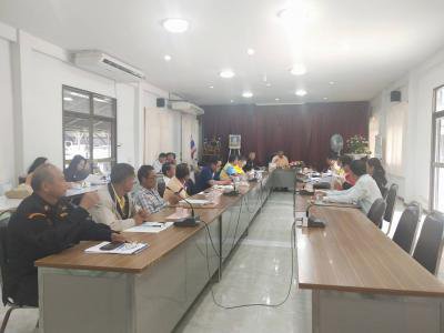 ประชุมเตรียมความพร้อมการจัดพิธีรับพระราชทานพระบรมฉายาลักษณ์ฯ