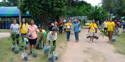 โครงการส่งเสริมสนับสนุนการขับเคลื่อนหมู่บ้านตามหลักปรัชญาของเศรษฐกิจพอเพียงฯ