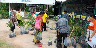 โครงการส่งเสริมสนับสนุนการขับเคลื่อนหมู่บ้านตามหลักปรัชญาของเศรษฐกิจพอเพียงฯ