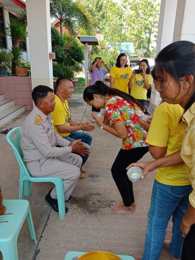 อบต.ภูหลวง ร่วมสืบสานประเพณีสงกรานต์ ประจำปี 2562