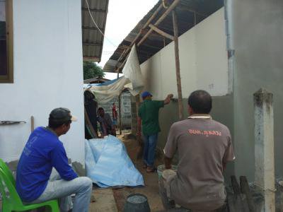 อบต.ก่อสร้างบ้านคนพิการ ม.4 บ้านปอแดง