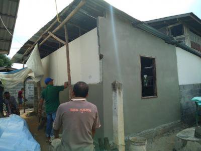 อบต.ก่อสร้างบ้านคนพิการ ม.4 บ้านปอแดง