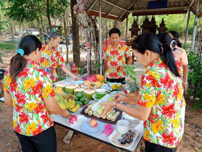ทำบุญเลี้ยงศาลตา-ยาย