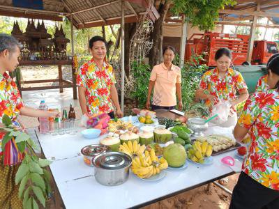 ทำบุญเลี้ยงศาลตา-ยาย