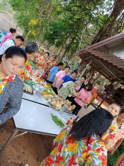 ทำบุญเลี้ยงศาลตา-ยาย
