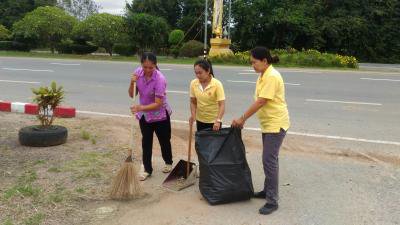 อบต.ภูหลวง ร่วมใจทำความสะอาด สานต่อความดีของพ่อ (Big Cleaning Day)