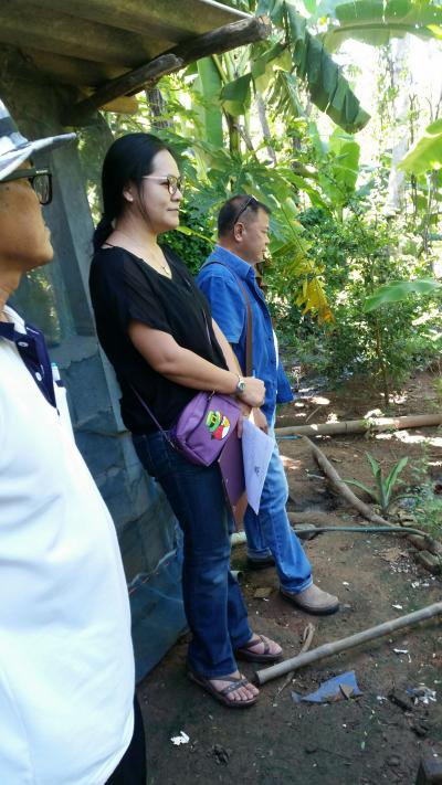 อบต.ภูหลวง ออกตรวจสอบเรื่องร้องเรียน (กลิ่นเหม็นสุกร)
