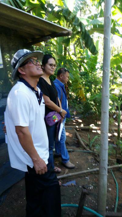 อบต.ภูหลวง ออกตรวจสอบเรื่องร้องเรียน (กลิ่นเหม็นสุกร)