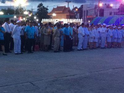 ร่วมพิธีลงนามถวายพระพร,จุดเทียนชัย เนื่องในวันแม่แห่งชาติ ประจำปี 2560