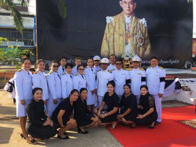 อบต.ภูหลวง ร่วมกิจกรรม "รวมพลังแห่งความภักดี"