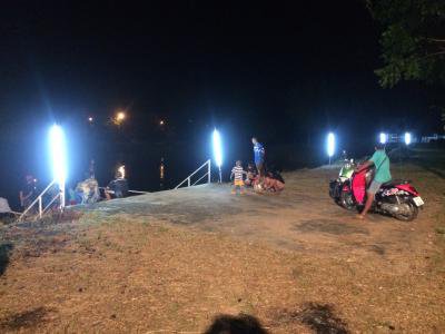 กองการศึกษาฯ ร่วมกับกองช่าง จัดสถานที่งานลอยกระทง