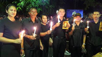 ร่วมงาน "ชาวโคราช ร้อยดวงใจ อาลัยในหลวง"