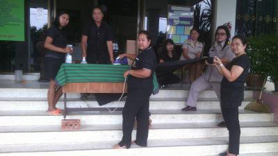 อบต.ภูหลวง จัดสถานที่สำหรับการลงนามถวายอาลัยฯ