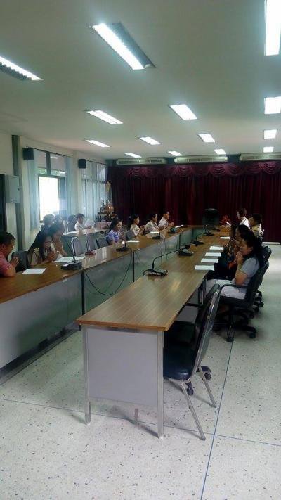 ประชุมประจำเดือนพนักงานส่วนตำบล,พนักงานจ้าง ประจำเดือน ตุลาคม 2558