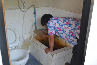 กิจกรรมล้างส้วมพร้อมกัน...รับวันสงกรานต์