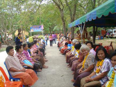 กิจกรรมประเพณีสงกรานต์ ประจำปี 2558