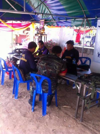 อบต.ภูหลวงตั้งจุดบริการประชาชนในช่วงเทศกาลสงกรานต์