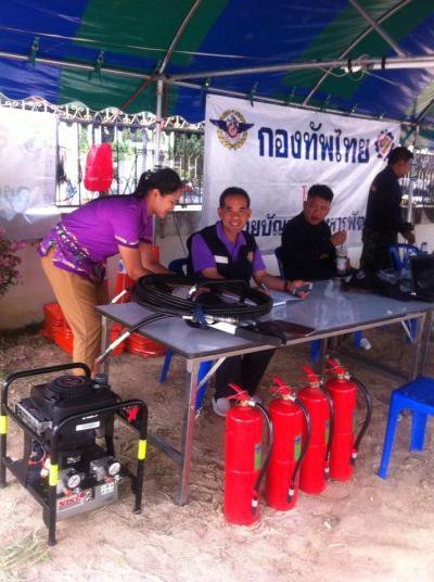 อบต.ภูหลวงตั้งจุดบริการประชาชนในช่วงเทศกาลสงกรานต์