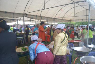 ร่วมกิจกรรม อบจ.พบประชาชน 