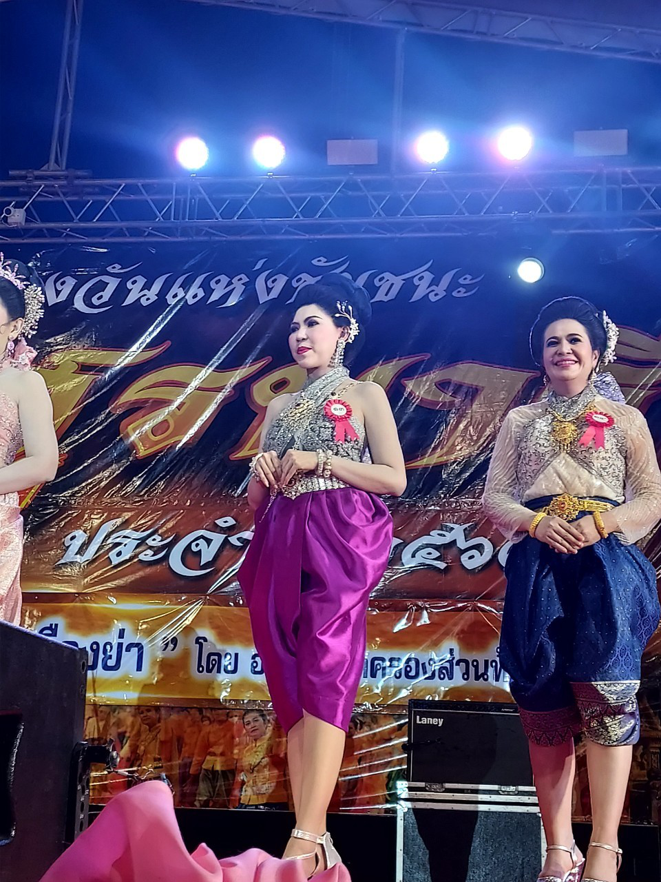 กิจกรรมการประกวด "สาวงามเมืองย่า" ในงานฉลองวันแห่งชัยชนะท้าวสุรนารี และพิธีบวงสรวงสักการะอนุสาวรีย์ท้าวสุรนารี อำเภอปักธงชัย ประจำปี 2567