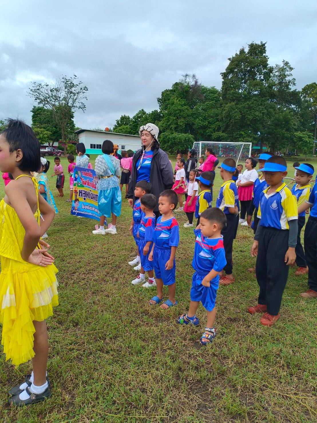โครงการแข่งขันกีฬาศูนย์พัฒนาเด็กเล็ก อบต.ภูหลวง (บ้านหลุมเงิน) ร่วมกับโรงเรียนบ้านหลุมเงิน