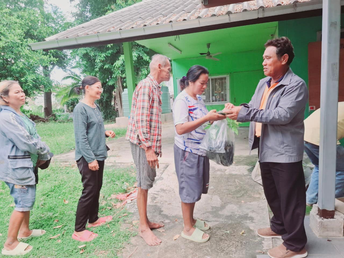โครงการส่งเสริมสนับสนุนการขับเคลื่อนหมู่บ้าน ตามหลักปรัชญาเศรษฐกิจพอเพียง ประจำปี 2567