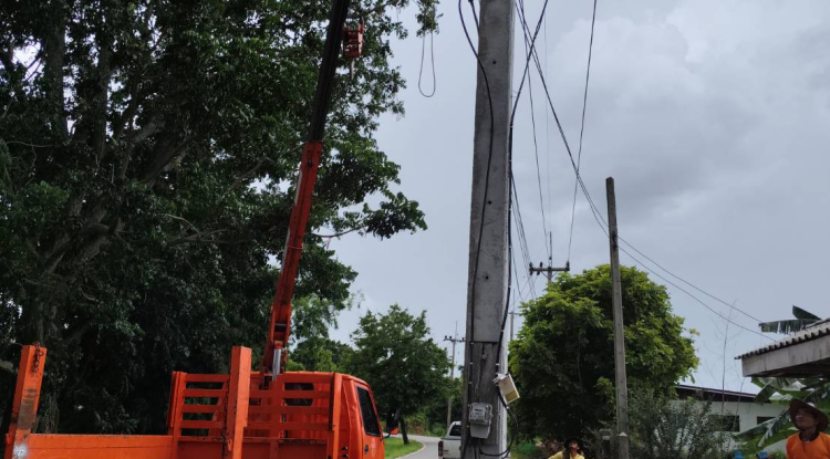 ติดตั้งโคมแสงสว่างโซล่าเซล บ้านหนองกก หมู่ 7 ตำบลภูหลวง