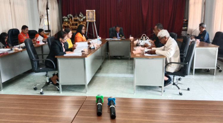 ประชุมคณะกรรมการติดตามและประเมินผลแผนฯ