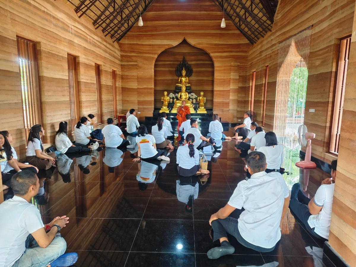 โครงการฝึกอบรมคุณธรรม จริยธรรม แก่ผู้บริหาร สมาชิกสภา และพนักงานอบต.ภูหลวง ประจำปีงบประมาณ พ.ศ.2568