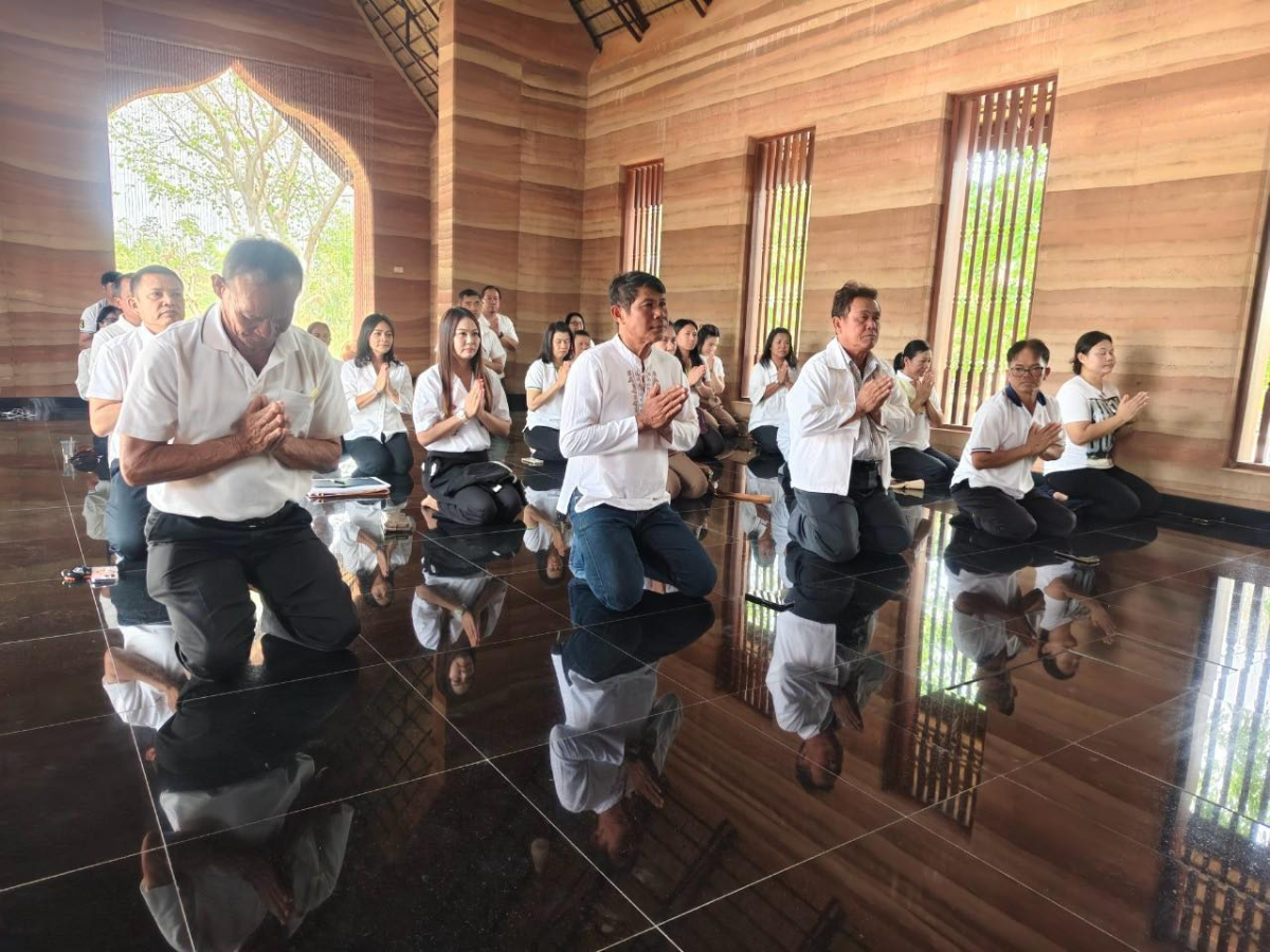 โครงการฝึกอบรมคุณธรรม จริยธรรม แก่ผู้บริหาร สมาชิกสภา และพนักงานอบต.ภูหลวง ประจำปีงบประมาณ พ.ศ.2568