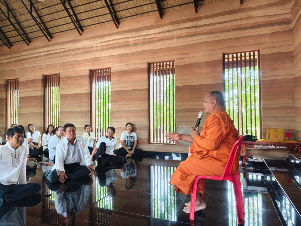 โครงการฝึกอบรมคุณธรรม จริยธรรม แก่ผู้บริหาร สมาชิกสภา และพนักงานอบต.ภูหลวง ประจำปีงบประมาณ พ.ศ.2568