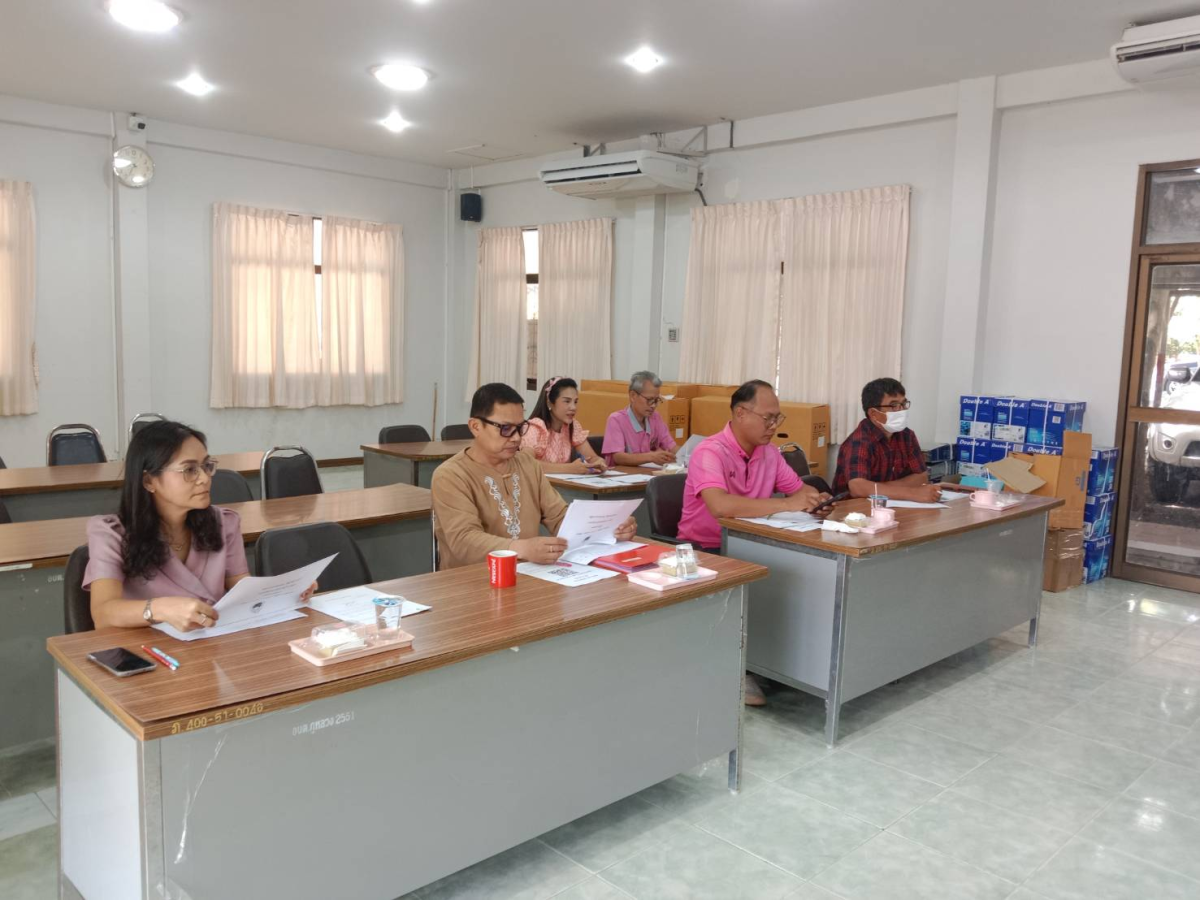 ประชุมคณะกรรมการสนับสนุนการจัดทำแผนพัฒนาองค์การบริหารส่วนตำบลภูหลวง
