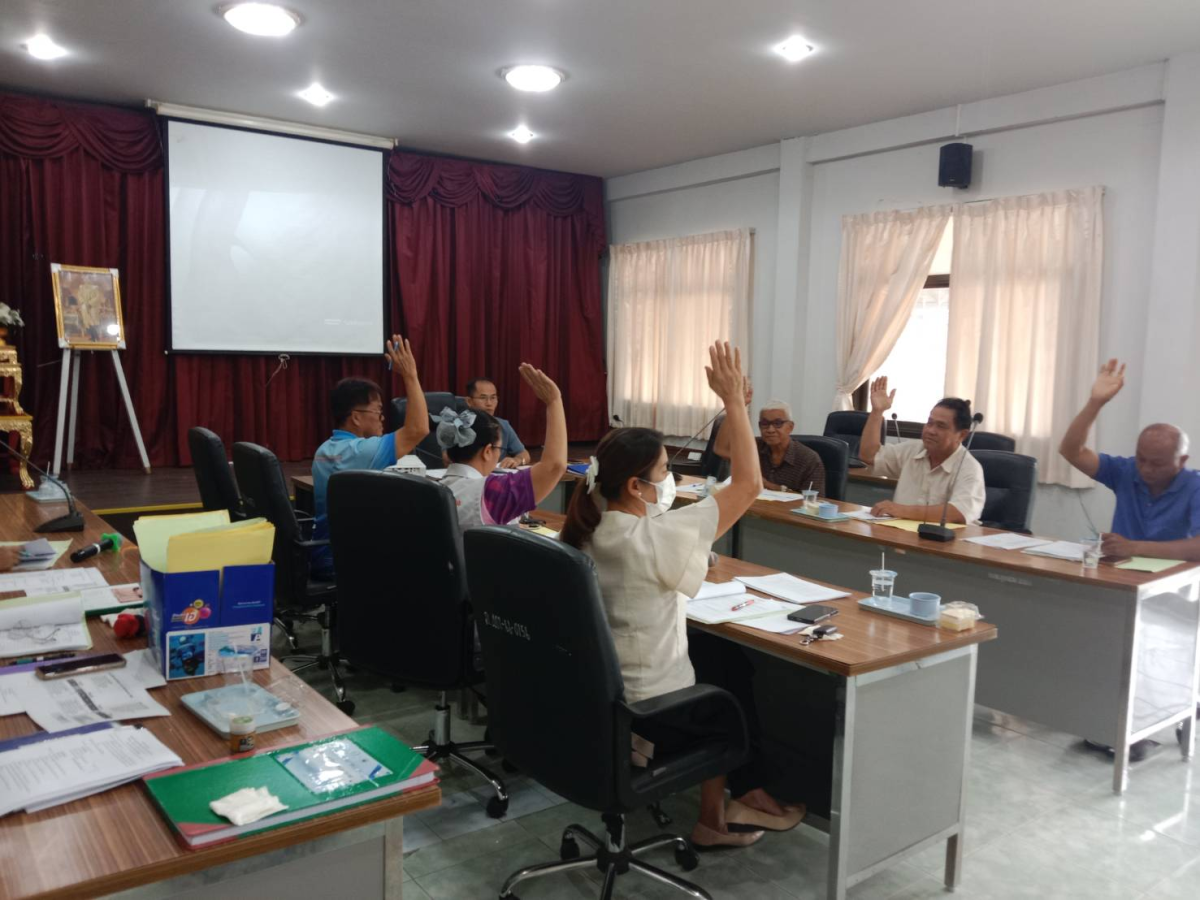 ประชุมคณะกรรมการกองทุนหลักประกันสุขภาพ อบต.ภูหลวง  ครั้งที่ 1/2569