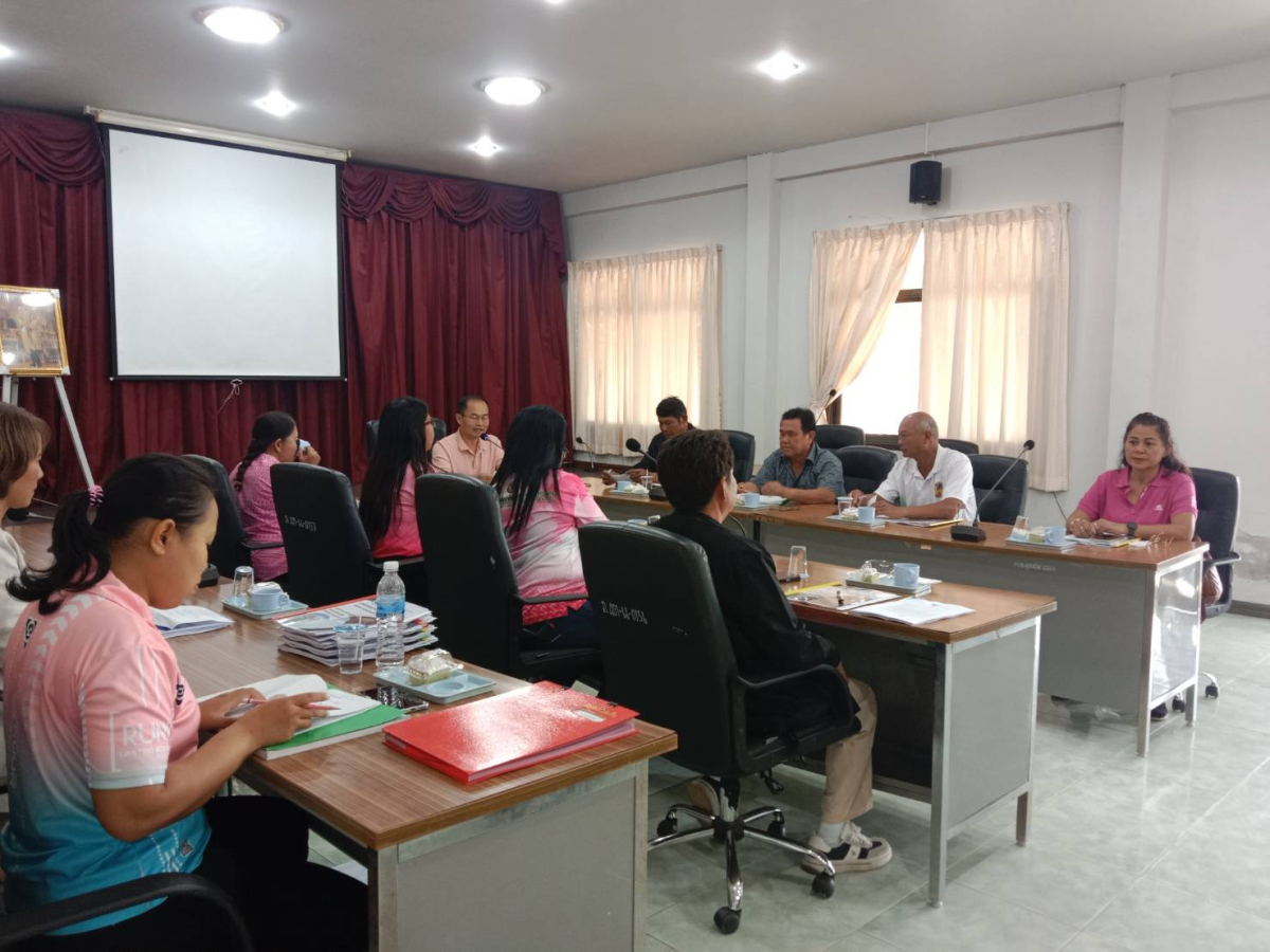 ประชุมคณะกรรมการกองทุนหลักประกันสุขภาพ อบต.ภูหลวง  ครั้งที่ 1/2569