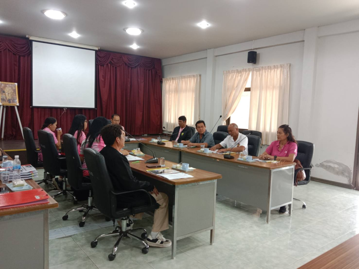 ประชุมคณะกรรมการกองทุนหลักประกันสุขภาพ อบต.ภูหลวง  ครั้งที่ 1/2569