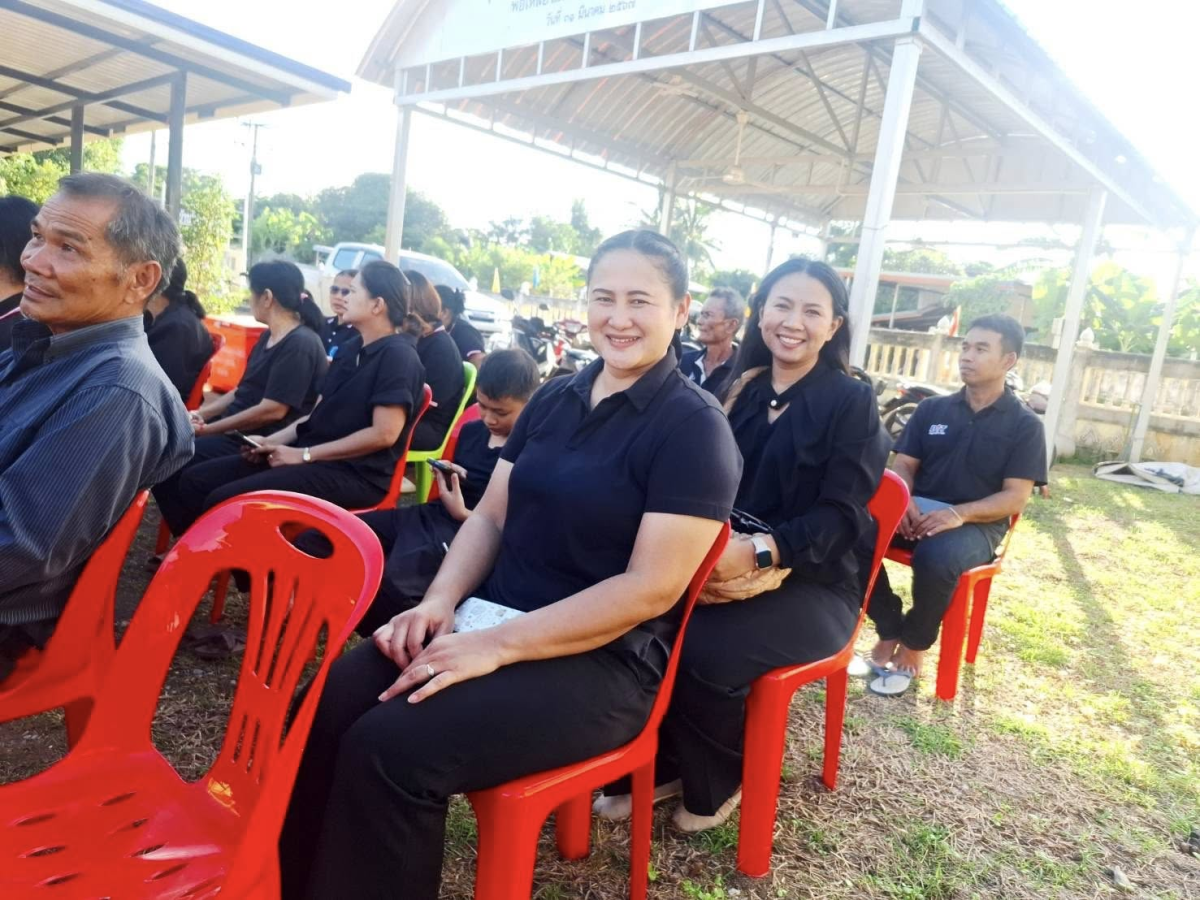 ร่วมพิธีบำเพ็ญกุศลสวดพระอภิธรรม เพื่ออุทิศถวายเป็นพระราชกุศลแด่ สมเด็จพระนางเจ้าสิริกิติ์ พระบรมราชินีนาถ พระบรมราชชนนีพันปีหลวง 