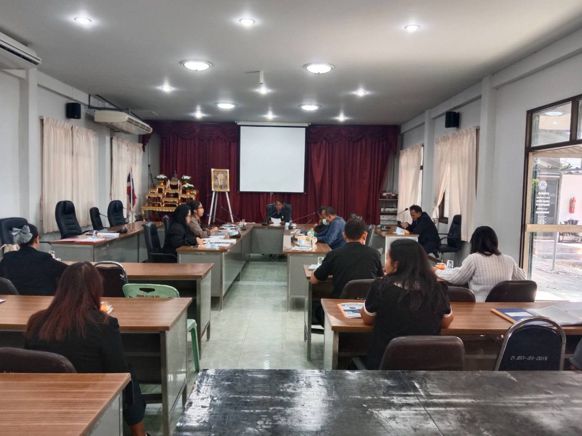 ประชุมคณะกรรมการติดตามและประเมินผลแผนฯ